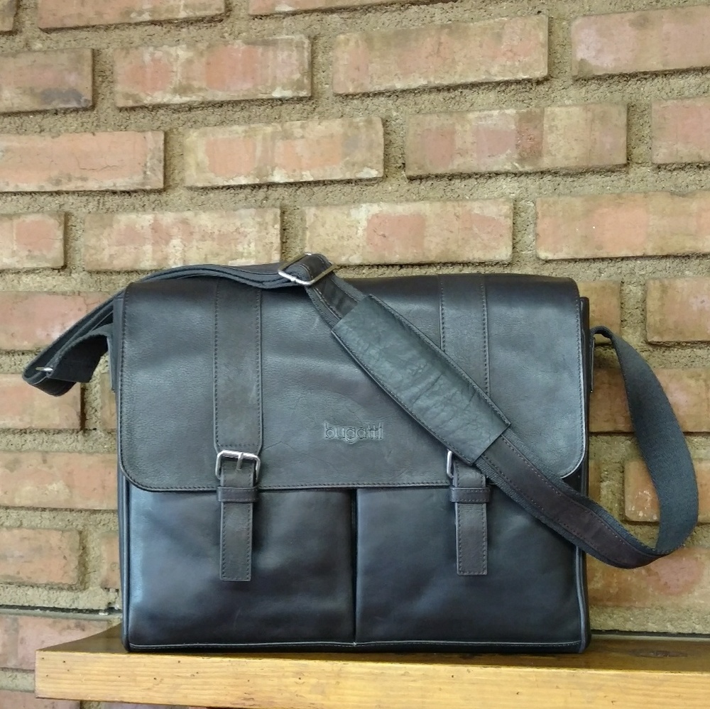 Bugatti Leather Messenger Bag